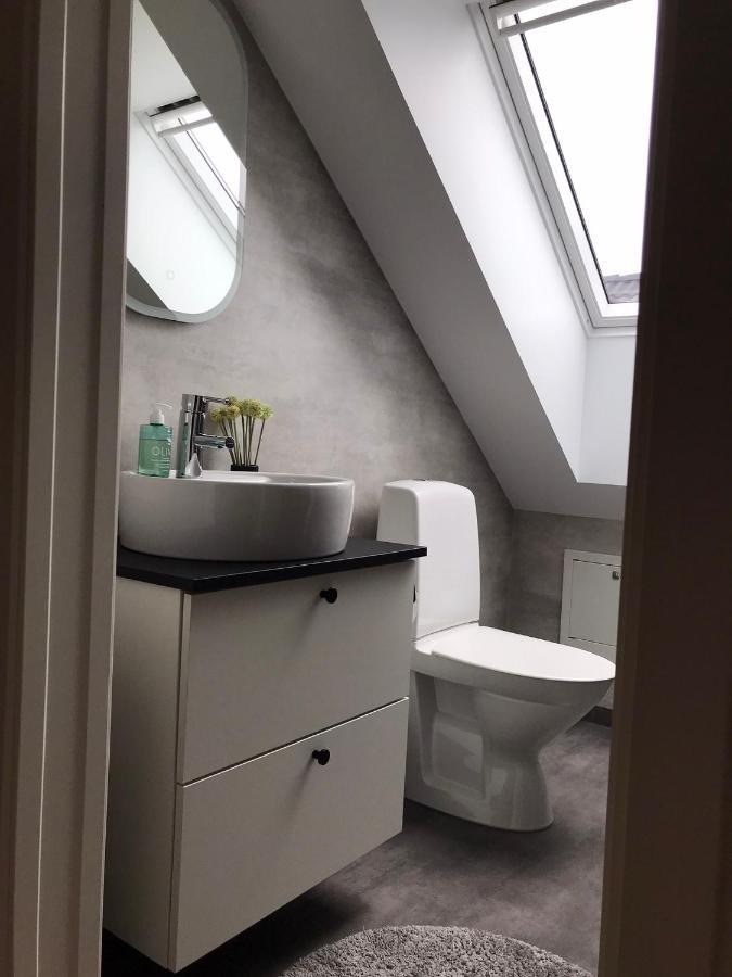 Appartement Nybyggd Mysig Laegenhet I Falkenberg, Troeingeberg 5Min Fran E6, 30Min Ullared, Naera Stationen Extérieur photo